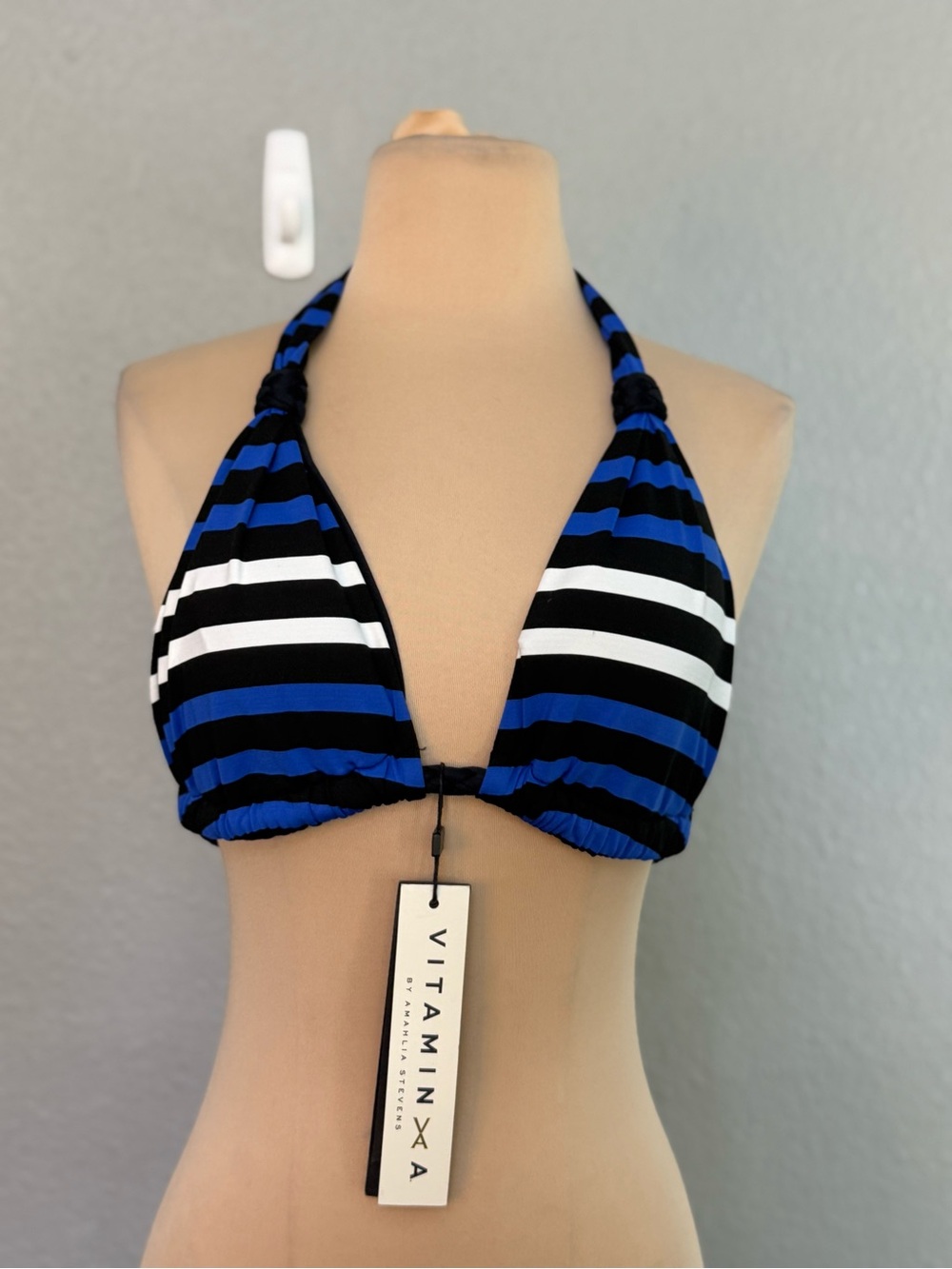 NWT Vitamin A Striped Bikini Top Size Medium/8